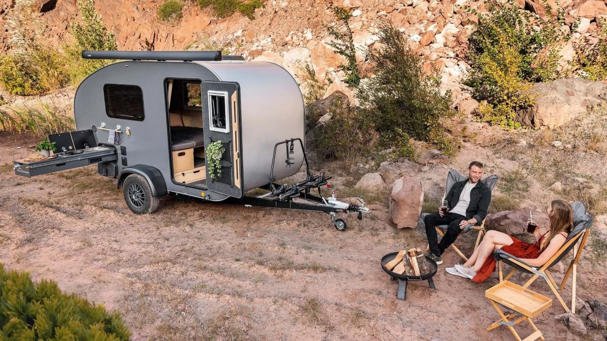 Exterior shell configuration